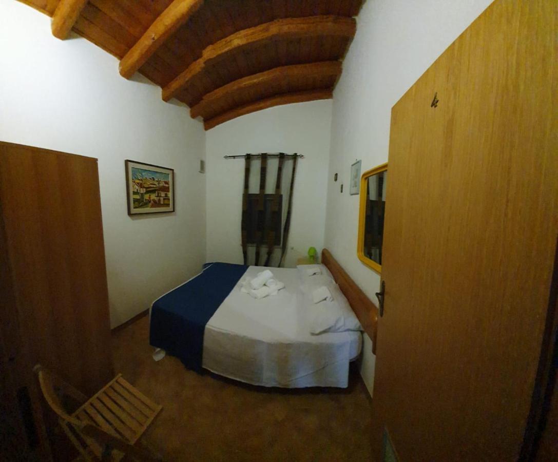 Bed and Breakfast Beb Eclissi Фонтане-Бьянке Экстерьер фото